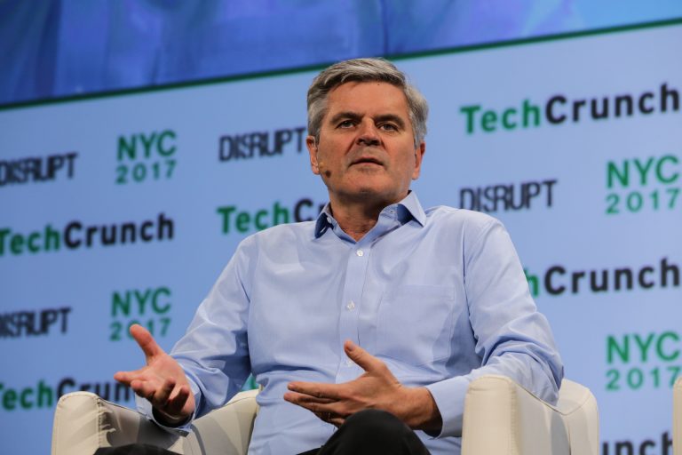Technoloty News :  AOL founder Steve Case, involved early in Section 230, says it’s time to change it .