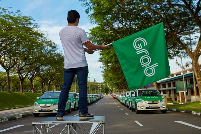 Technoloty News :  Alibaba is in talks to invest in Uber’s Southeast Asia rival Grab .