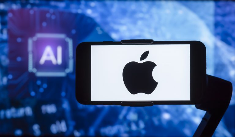 Technoloty News :  Apple is on the hunt for generative AI talent .