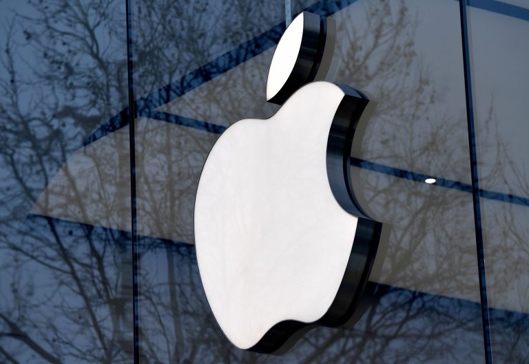 Technoloty News :  Apple wins antitrust court battle with Epic Games, appeals court rules .