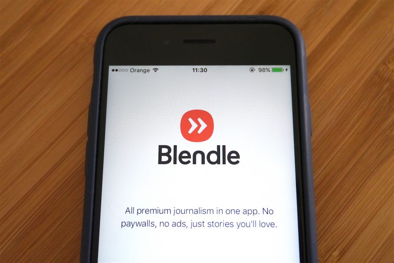 Technoloty News :  Blendle clocks up 1M signups for its pay-per-article journalism platform .