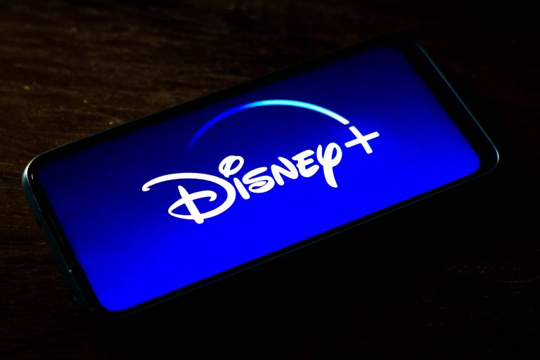 Technoloty News :  Disney+ soars to 152.1 million subscribers after adding 14.4 million in Q3 .
