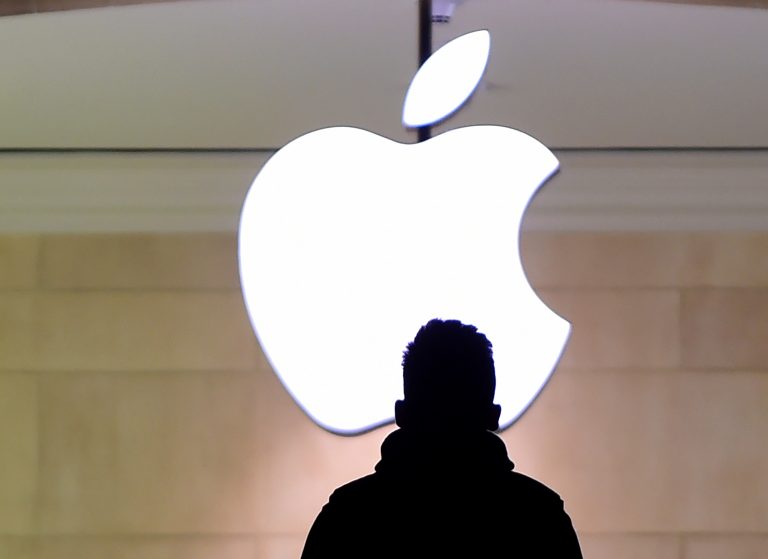 Technoloty News :  FBI to keep Apple guessing on San Bernardino iPhone hack .