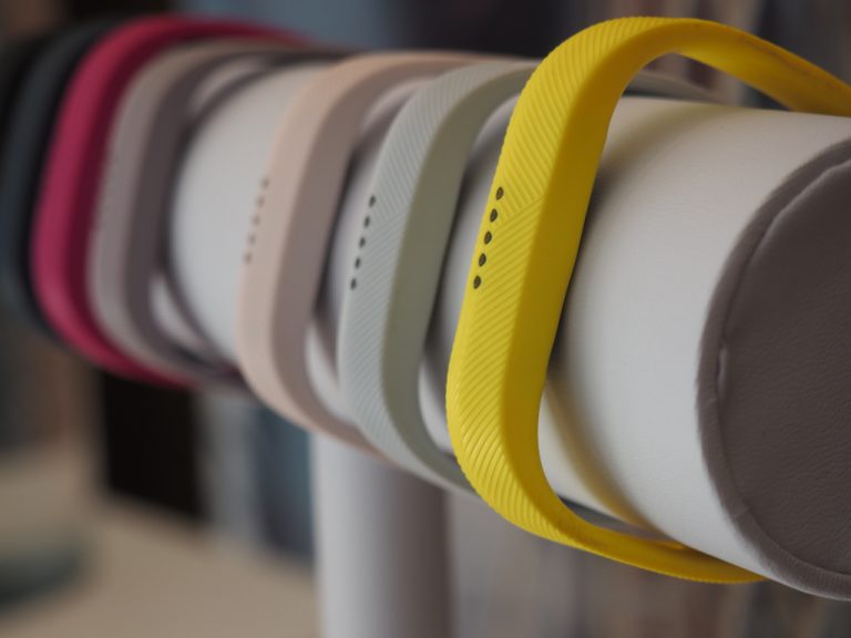 Technoloty News :  Fitbit reveals it paid $23 million to acquire Pebble’s assets .