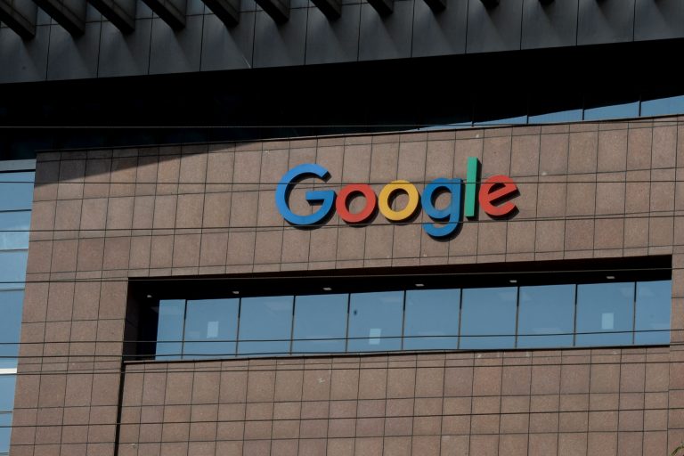 Technoloty News :  India fines Google yet again, orders to allow third-party payments .