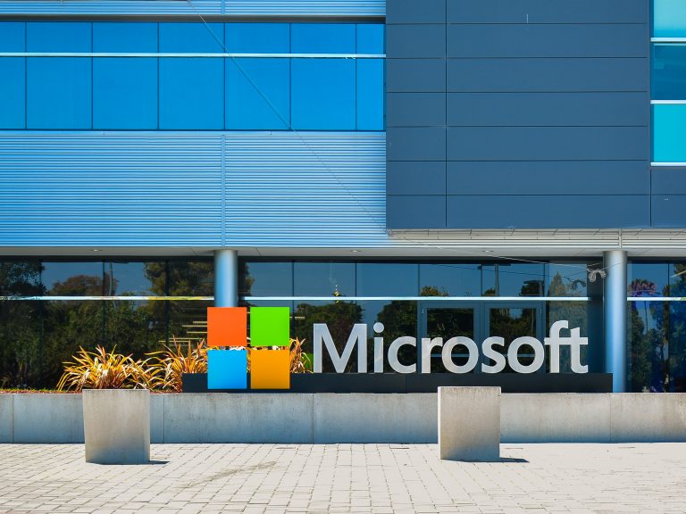 Technoloty News :  Microsoft partners with India space agency to work with startups .
