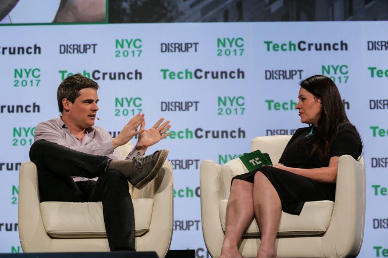 Technoloty News :  Oscar Health prices IPO at $39 and secures a $9.5B valuation .