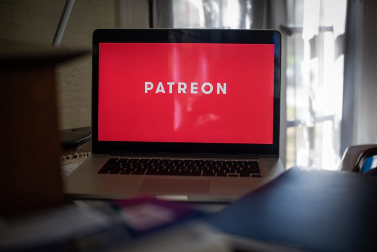 Technoloty News :  Patreon confirms security team layoffs .