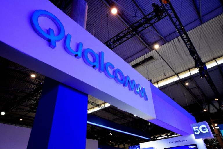 Technoloty News :  Qualcomm’s new chipset for wireless earbuds promises improved noise cancellation, all-day battery life .