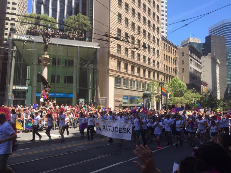Technoloty News :  Silicon Valley comes out in full force behind SF Pride .