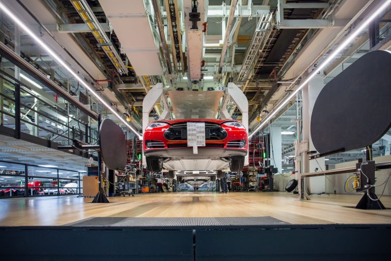 Technoloty News :  Tesla acquires automated manufacturing machine supplier Perbix .