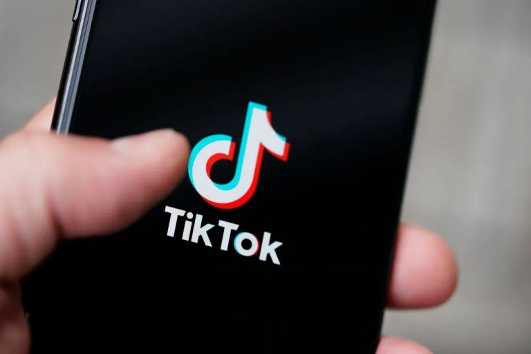 Technoloty News :  TikTok partners with top publishers on its new premium and brand-safe ad slot, ‘Pulse Premiere’ .