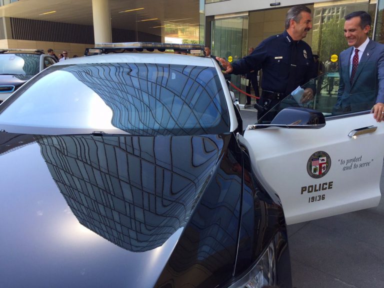 Technoloty News :  Want To Take A Spin In A Tesla Model S? Just Get Arrested In Los Angeles .
