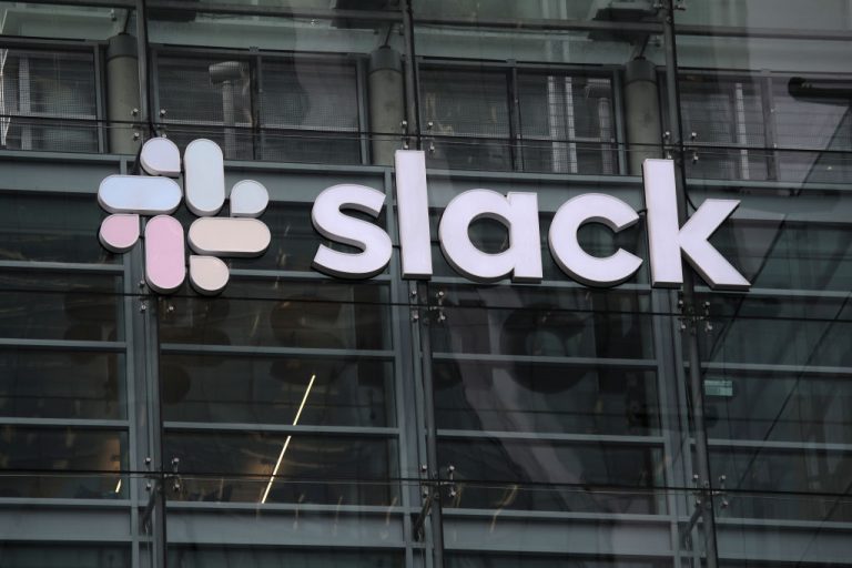 Technoloty News :  What happened to Slack today .